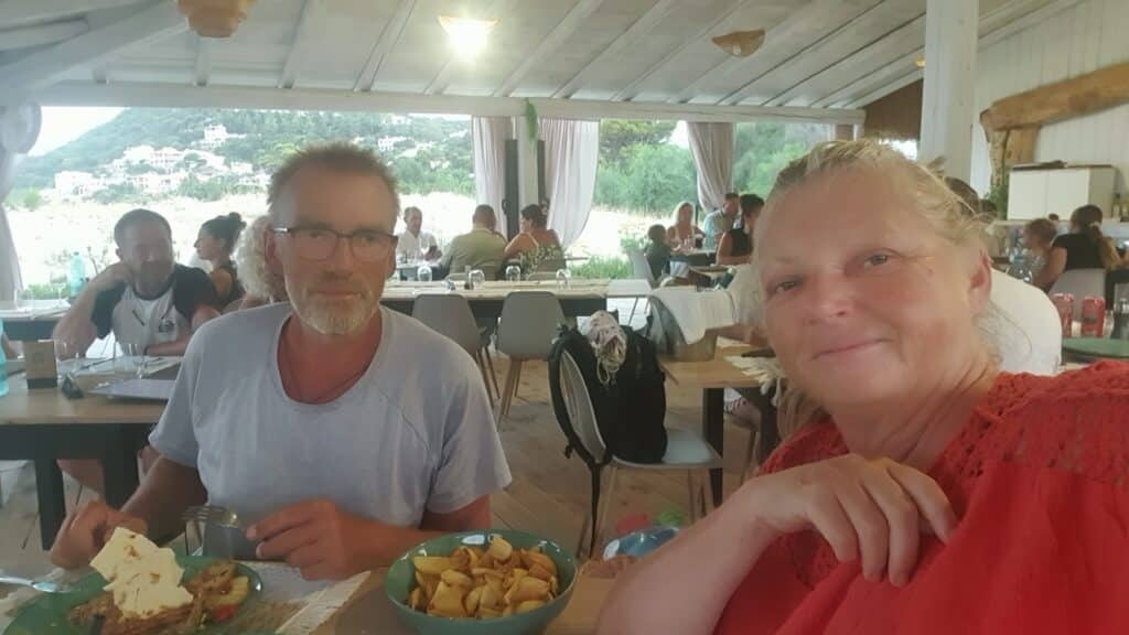 Lithos Beach Club,Spiaggia di Foxi Manna