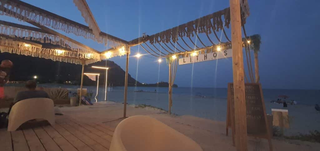 Lithos Beach Club,Spiaggia di Foxi Manna
