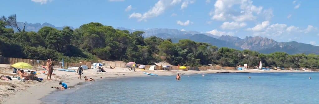 Plage naturista de Villata