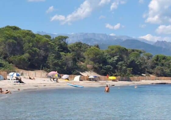 Plage naturista de Villata