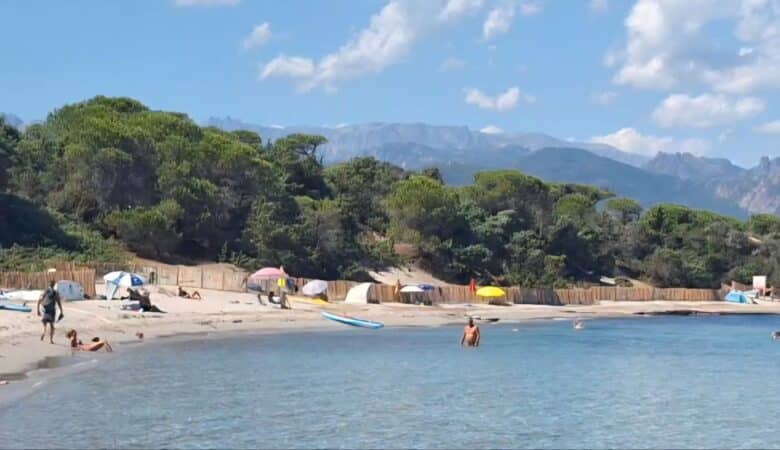 Plage naturista de Villata