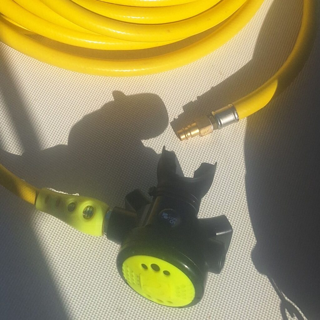 10m Atemschlauch 10 bar mit Druckluftadapter und Lungenautomat
